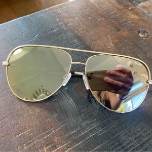 Quay high key sunglasses in gold polarized with case